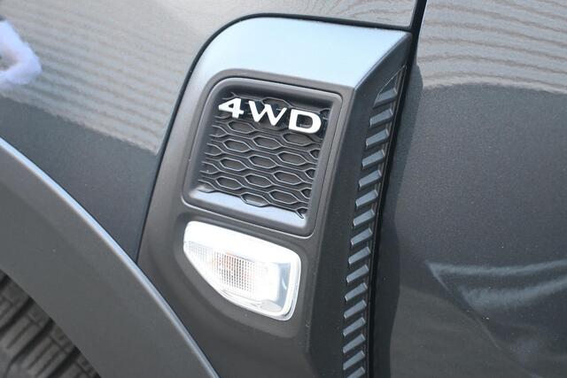 Dacia DUSTER TCe 150 4x4 Comfort | TREKHAAK AFNEEMBAAR | CAMERA | NAVI | CRUISE CONTROL | AIRCO | ALL-SEASONBANDEN | PDC | LMV