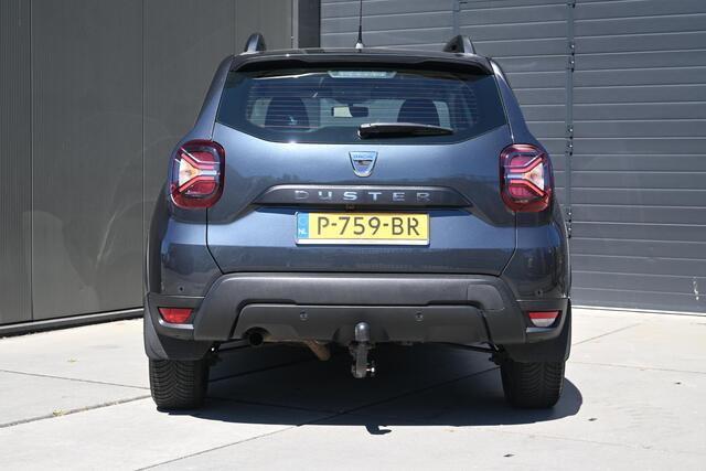 Dacia DUSTER TCe 150 4x4 Comfort | TREKHAAK AFNEEMBAAR | CAMERA | NAVI | CRUISE CONTROL | AIRCO | ALL-SEASONBANDEN | PDC | LMV