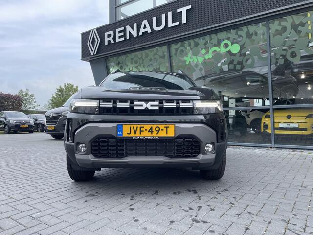 Dacia DUSTER 1.8 hybrid 155 limited edition / DODEHOEKSENSOREN / STOEL + STUUR VERWARMING / MULTI VIEW CAMERA / VOORUITVERWARMING