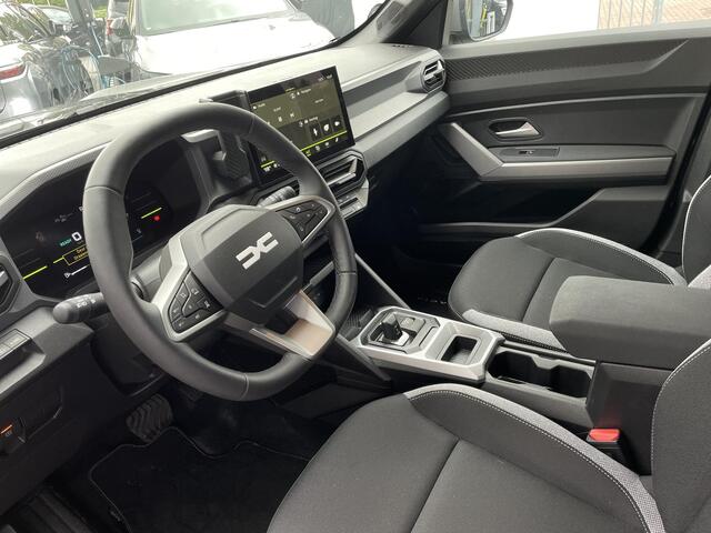 Dacia DUSTER 1.8 hybrid 155 limited edition / DODEHOEKSENSOREN / STOEL + STUUR VERWARMING / MULTI VIEW CAMERA / VOORUITVERWARMING