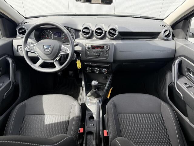 Dacia DUSTER 1.2 TCe Comfort / Trekhaak 1.500 KG / Airco / Cruise Control / Bluetooth / Elek. Ramen Voor + Achter / Lichtsensor /