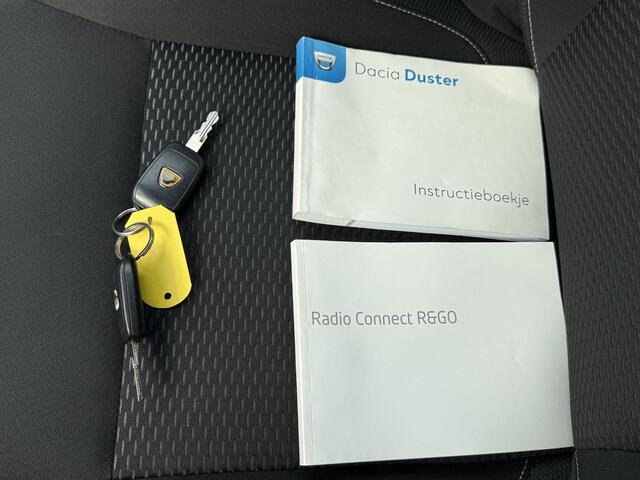 Dacia DUSTER 1.2 TCe Comfort / Trekhaak 1.500 KG / Airco / Cruise Control / Bluetooth / Elek. Ramen Voor + Achter / Lichtsensor /