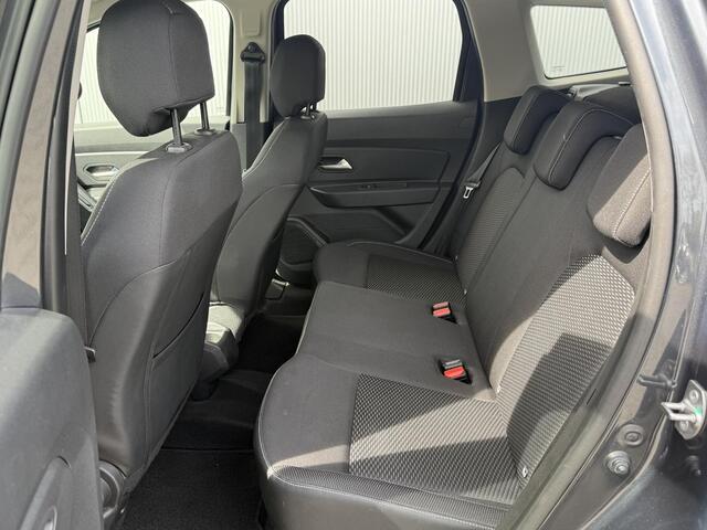 Dacia DUSTER 1.2 TCe Comfort / Trekhaak 1.500 KG / Airco / Cruise Control / Bluetooth / Elek. Ramen Voor + Achter / Lichtsensor /