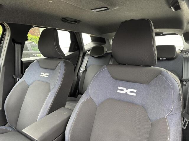 Dacia DUSTER 1.2 TCe 130 mild hybrid Expression | Navigatie | Camera | Trekhaak | Aanhangwagen geremd 1500 KG |