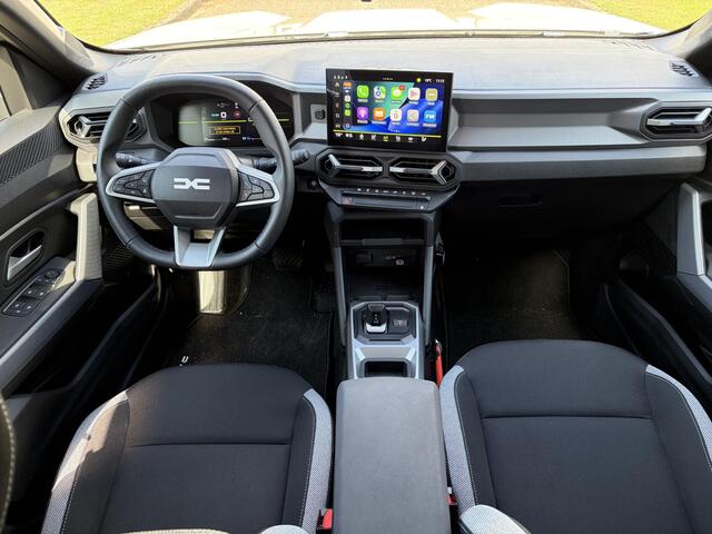 Dacia DUSTER 1.8 hybrid 155 limited edition / Rondom Camera / Stoel en Stuurwielverwarming / Navigatie / Dodehoekdetectie / Adaptieve Cruise Control / Voorruitverwarming /