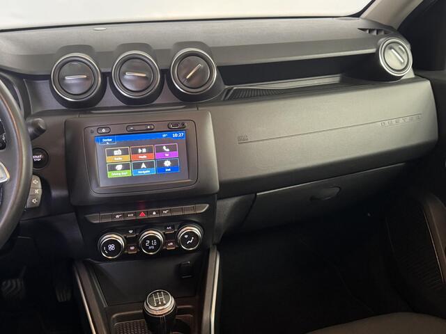 Dacia DUSTER 1.0 TCe Prestige | Achteruitrijcamera | Trekhaak | Navigatie | Climate Control |