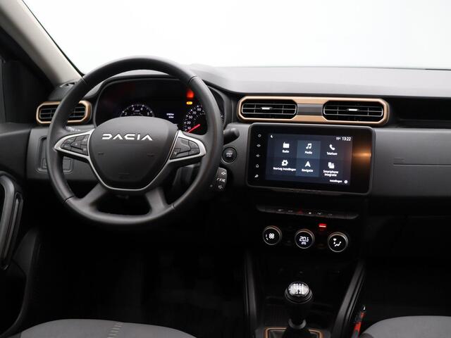 Dacia DUSTER TCe 100pk ECO-G Extreme | Trekhaak | 360 graden camera | Navigatie | Dodehoeksensor |