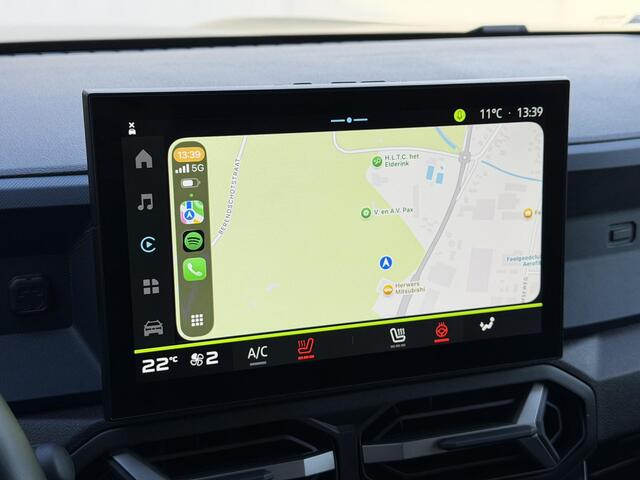 Dacia DUSTER 1.6 Hybrid 140 Journey / Fabrieksgarantie tot 04-2028 / Stoel & Stuurverwarming / 360 Graden Camera / Dode Hoek Detectie / Apple Carplay & Android Auto / Cruise Control / Climate Control /