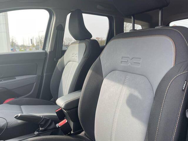Dacia DUSTER 1.0 TCe 100 ECO-G Extreme TREKHAAK l CAMERA | SENSOREN | CRUISE