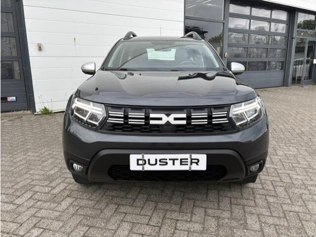 Dacia DUSTER 1.0 TCe 100 pk Bi-Fuel Expression | Trekhaak | 4 seizoensbanden | Camera achter | Stoelverwarming voor |