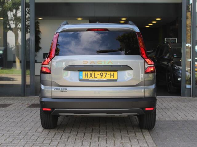 Dacia Jogger 1.6 Hybrid 140 Extreme 7p. AUTOMAAT / 18.000KM! / CAMERA / CRUISE / CLIMATE / KEYLESS / PDC / PRIVACY GLASS / DAB / ARMSTEUN / APPLE CARPLAY / ANDROID AUTO / 16'' LMV