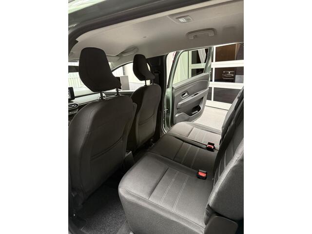 Dacia Jogger 1.0 TCe 110 Expression 7 Persoons!