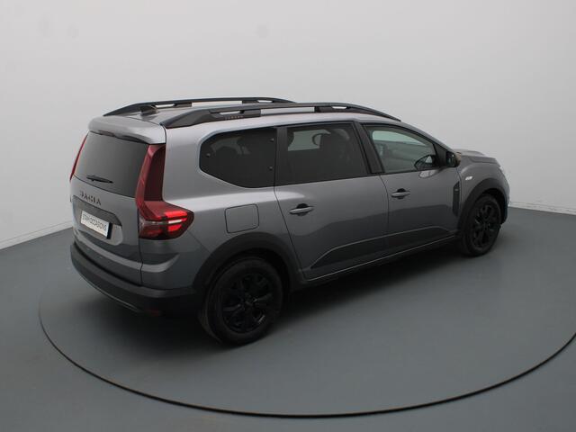 Dacia Jogger Hybrid 140pk Extreme AUTOMAAT 7-PERSOONS | Camera | Climate | Parksens. v+a