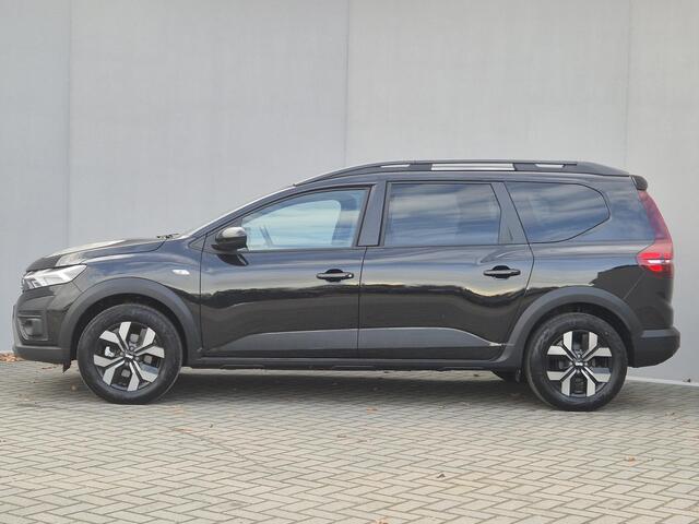 Dacia Jogger 1.6 Hybrid 140 Expression 7p. Automaat / 7 Persoons / Navigatie via Apple Carplay of Android Auto / Stoelverwarming / Cruise control / Achteruitrijcamera / Climate control / Parkeersensoren voor en achter /