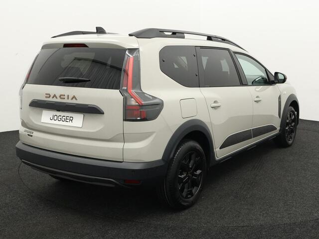 Dacia Jogger 1.8 hybrid 155 limited edition 7p. AROUND VIEW CAMERA / NAVIGATIE / DODEHOEKSENSOR / APPLE & ANDROID AUTO