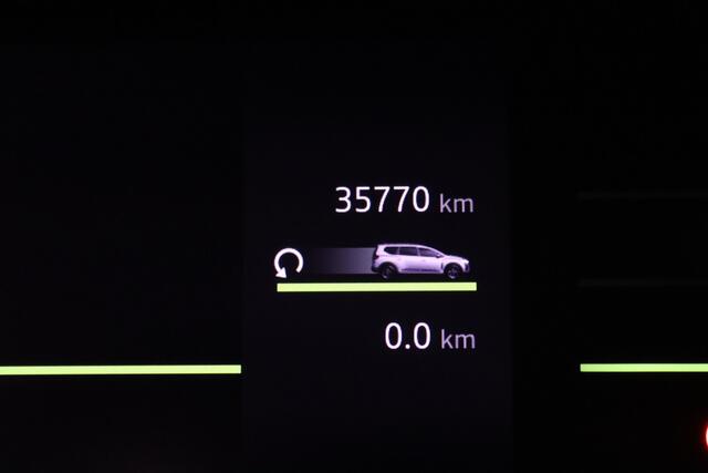 Dacia Jogger Hybrid Extreme 7p. 140pk Camera | Cruise | Navi | Parkeersens. v+a