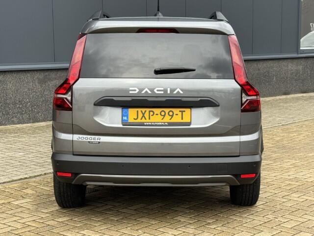 Dacia Jogger 1.6 Hybrid 140 Extreme 5p.