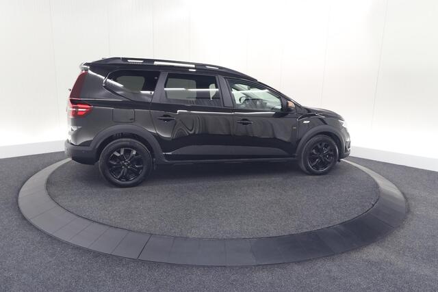 Dacia Jogger TCe 110 Extreme | 7 Zitplaatsen | Camera | Dodehoekdetectie | Stoelverwarming | Apple Carplay