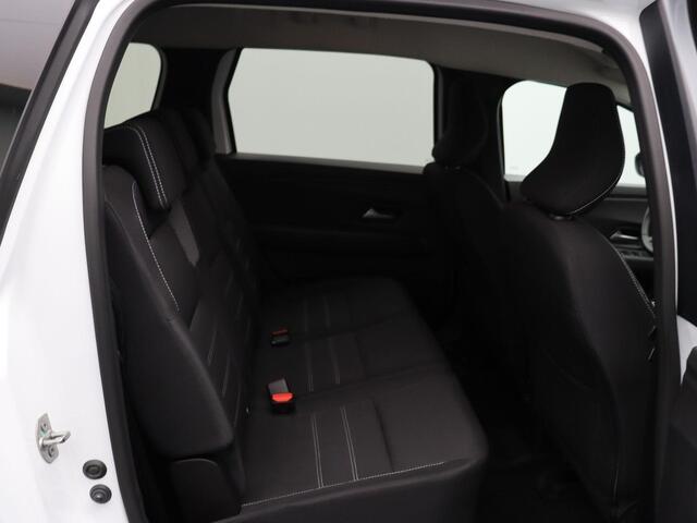 Dacia Jogger Hybrid 140pk Expression 5p. | Trekhaak | Cruise Control | Airco | Apple Carplay en Android Auto |