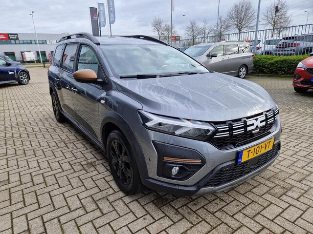 Dacia Jogger 1.0 TCe 110 Extreme 7p. | Trekhaak | Stoelverwarming | Navigatie |