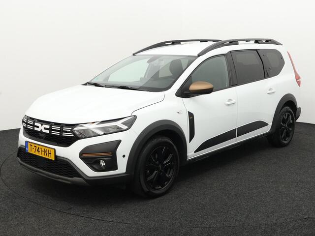 Dacia Jogger 1.0 TCe 100 ECO-G Extreme 7p. / 1E EIGENAAR / STOEL & STUURWIEL VERWARMING / NAVIGATIE /