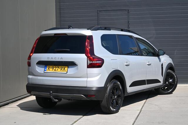 Dacia Jogger TCe 110 Extreme | TREKHAAK | CAMERA | STOELVERWARMING | NAVI | ALL-SEASONBANDEN | CRUISE CONTROL | CLIMATE CONTROL | PDC | LMV