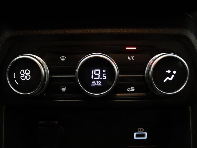 Dacia Jogger TCe Bi-Fuel Extreme 5p. 90pk Camera | Cruise | Navi | Parkeersens. v+a | Stoelverw. | Trekhaak