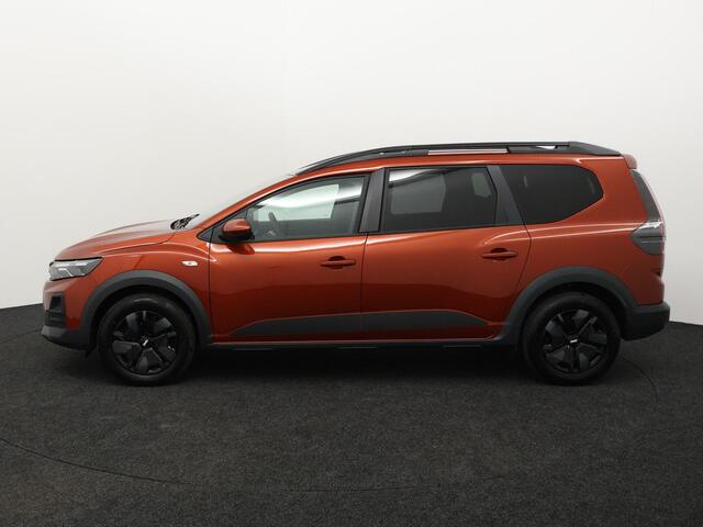 Dacia Jogger 1.8 hybrid 155 expression 7p. / ELEKTRISCH VERWARMBARE VOORSTOELEN / PACK COMFORT /