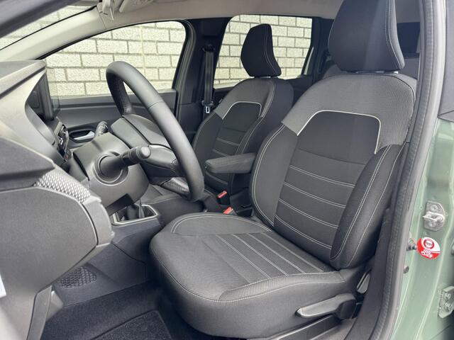 Dacia Jogger 1.0 TCe 100 ECO-G Expression 5p. | Trekhaak | Apple CarPlay / Android Auto | Cruise Control | All-Season banden |