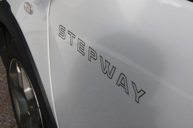 Dacia LODGY 1.3 TCe Stepway 7p//Navi//Trekhaak!!