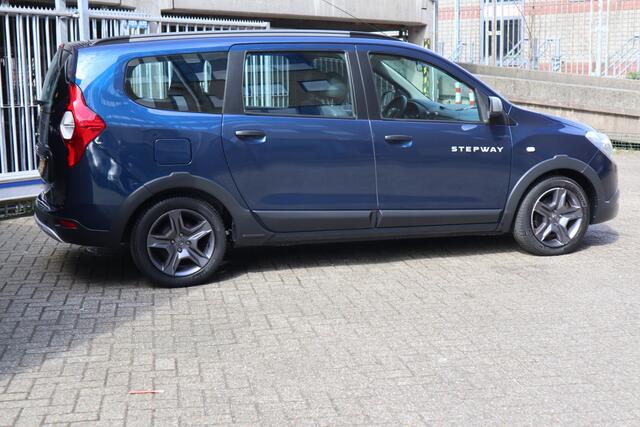 Dacia LODGY 1.2 TCe Série Limitée Stepway 5p.
