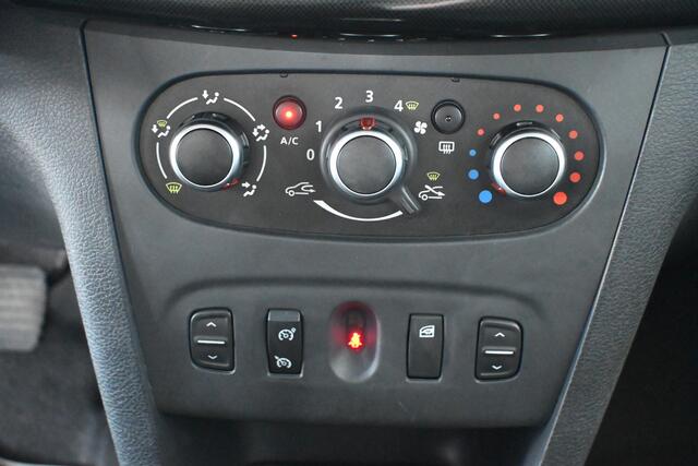 Dacia LOGAN MCV 0.9 TCe SL Royaal Automaat Airco Navigatie Dealer Onderhouden! Inruil Mogelijk!