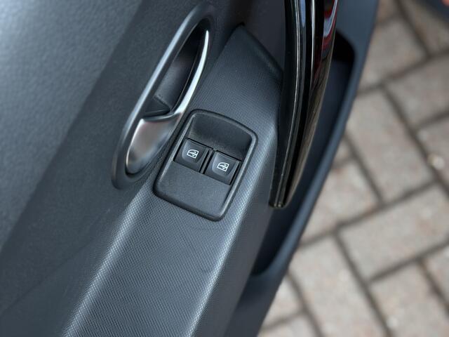 Dacia LOGAN MCV 0.9 TCe Tech Road | Camera | Clima | PDC Achter | Cruise Control | Navigatie | RIJKLAARPRIJS INCL 12 MAANDEN GARANTIE EN BEURT