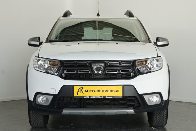 Dacia SANDERO 0.9 TCe Stepway / Navi / Cruisecontrol / Allseason / Trekhaak