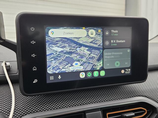 Dacia SANDERO 1.0 Bi-Fuel Comfort / 1e Eigenaar / Dealer Onderhouden / Trekhaak / Navigatie / Apple Carplay & Android Auto / Climate Control / Parkeersensoren /