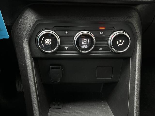 Dacia SANDERO 1.0 TCe 100 Bi-Fuel Expression | Cruise Control | Parkeersensoren | Climate Control | DAB+ |