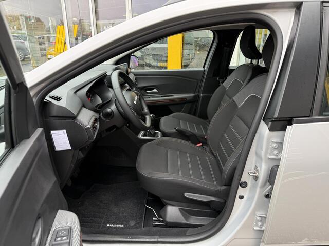 Dacia SANDERO Stepway 1.0 TCe 100 ECO-G Expression | NAP | 1e eigenaar | 100% dlr onderhouden | Navigatie | DAB | LED | Parkeersensoren | Airco | Cruise Control |