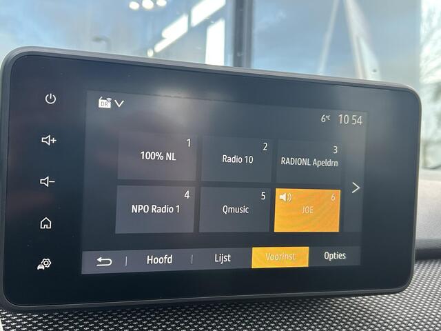 Dacia SANDERO Stepway 1.0 TCe 90 Comfort / 1e Eigenaar / Dealer Onderhouden / Achteruitrijcamera / Apple Carplay & Android Auto / Dode Hoek Detectie / Parkeersensoren / Cruise Control /