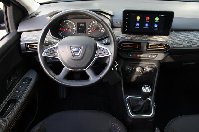 Dacia SANDERO Stepway 1.0 TCe 90 Comfort | Trekhaak | Dealer onderhouden | Armsteun