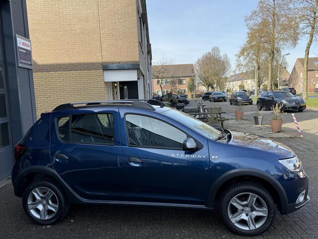 Dacia SANDERO 0.9 TCe SL Stepway / Airco/ Navigatie/ Cruise/ LED/ LMV