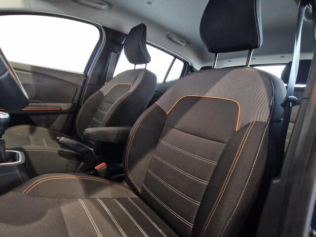 Dacia SANDERO Stepway 1.0 TCe 90 Comfort | Apple CarPlay / Android Auto | Parkeersensoren | DAB+ | Cruise Control |