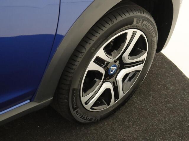 Dacia SANDERO 1.0 TCe Bi-Fuel Stepway Serie Limitee 15th Anniv. |Navigatie |Cruise & Climate Control |Achteruitrijcamera | Dakdrgers