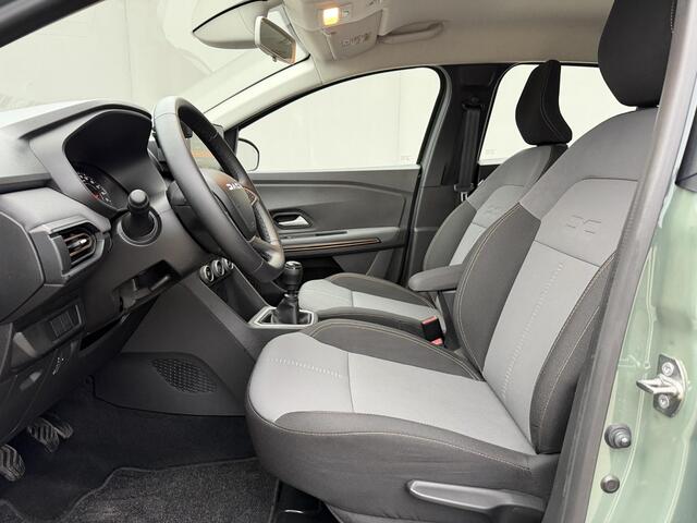 Dacia SANDERO Stepway 1.0 TCe 110 Extreme / Fabrieksgarantie tot 07-2026 / Dealer Onderhouden / Camera / Dodehoek Detectie / Navigatie via Apple Carplay & Android Auto / NAP / DAB /