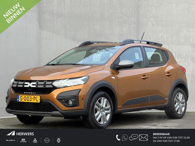 Dacia SANDERO Stepway 1.0 TCe 90 Expression Automaat / Trekhaak (1100kg) / Stoelverwarming / Schuif & Kanteldak / Cruise Control / Climate Control / Achteruitrijcamera / Navigatie /