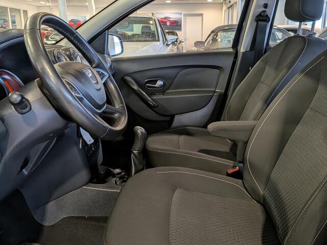 Dacia SANDERO 0.9 TCe Laureate Airco, Cruise Control, Trekhaak, Stuurbekrachtiging