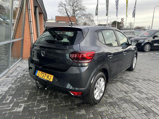 Dacia SANDERO 1.0 TCe 90 Comfort | TREKHAAK | CAMERA | PARKEERSENSOREN | AIRCO | CRUISE CONTROL | NAVIGATIE | CARPLAY