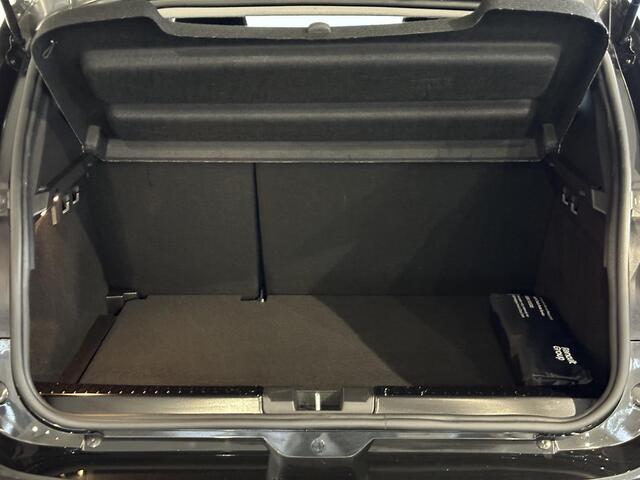 Dacia SANDERO Stepway 1.0 TCe 100 ECO-G Up&Go ALL-SEASON BANDEN | NAVIGATIE | ACHTERUITRIJCAMERA | PARKEERSENSOREN VOOR&ACHTER