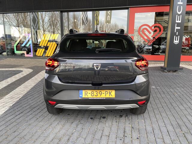 Dacia SANDERO Stepway 1.0 TCe 90 Comfort / AIRCO / NAVIGATIE / PDC / APPLE & ANDROID CARPLAY /