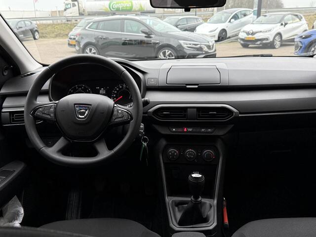 Dacia SANDERO 1.0 TCe 90 Essential | NAP | Airco | DAB | LED | Parkeersensoren | Cruise Control | BT-Telefoonfunctie |