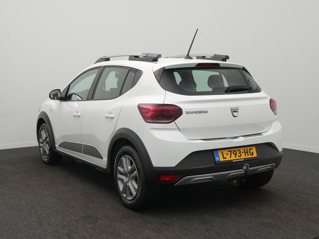 Dacia SANDERO TCe 100 Bi-Fuel Essential - RIJKLAARPRIJS - LPG G3 - Trekhaak - All Seasonbanden - Cruise Control - Dealeronderhouden